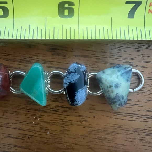 1970’s vintage gold tone panel link bracelet with mixed gemstones - Picture 13 of 13